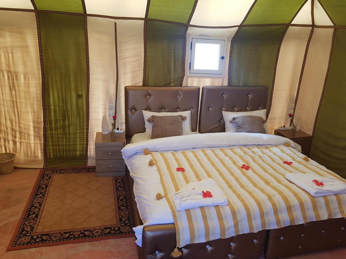 ホテル Sahara Family Camp メルズーガ エクステリア 写真
